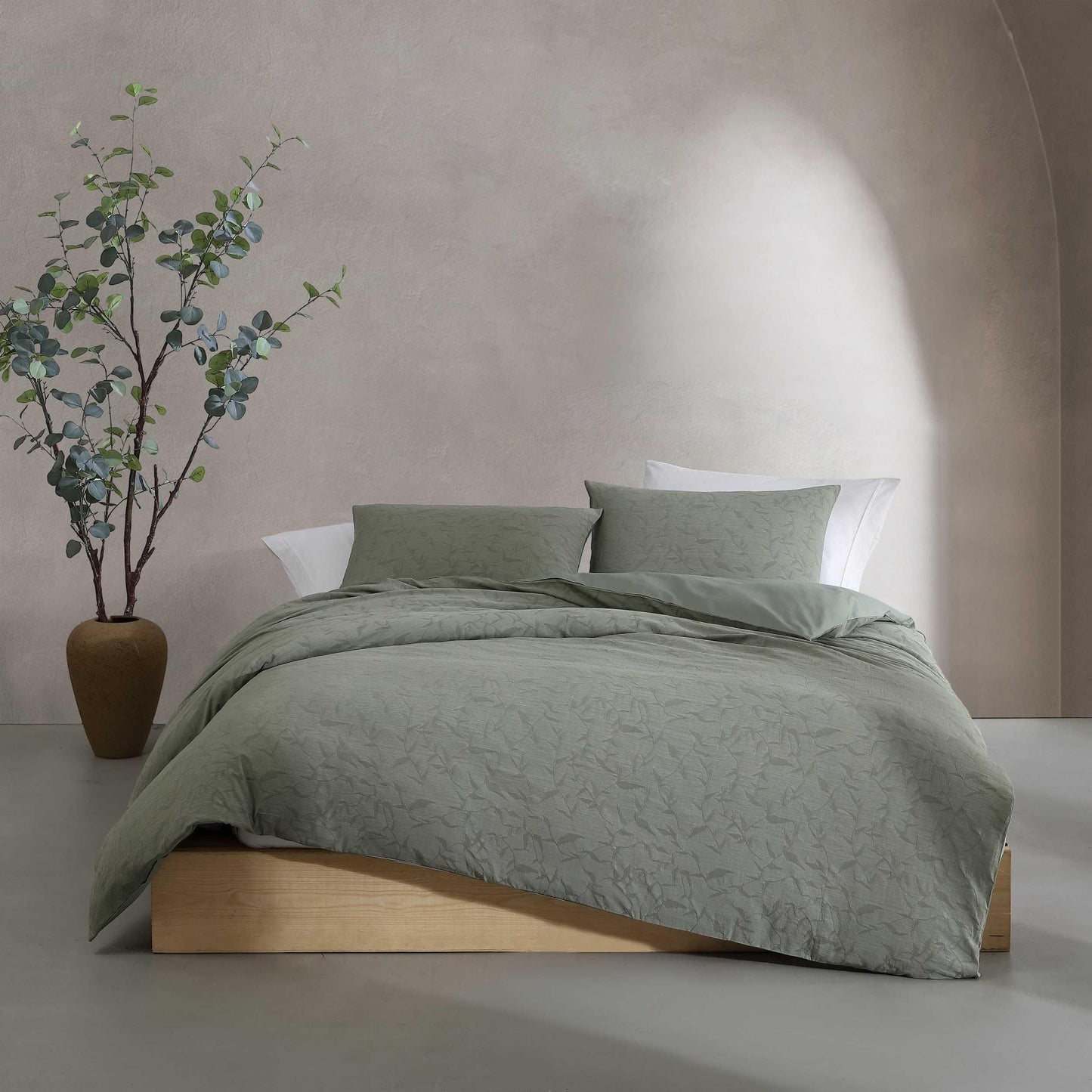 Calvin Klein - Duvet Cover Set, Soft & Breathable Bedding with Matching Shams, Plain Weave Fabric, Cozy Home Essentials (Branching Leaves Moss Green, Queen)