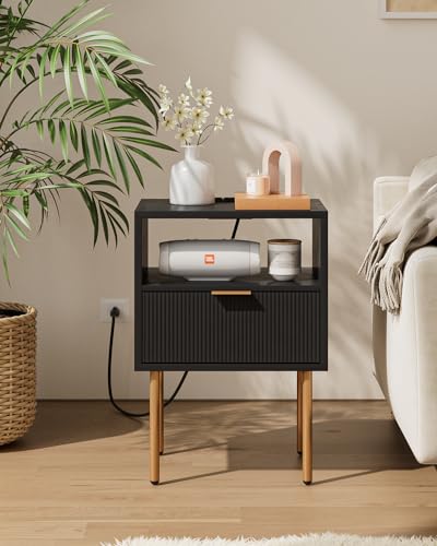 Aobafuir Nightstand with Charging Station