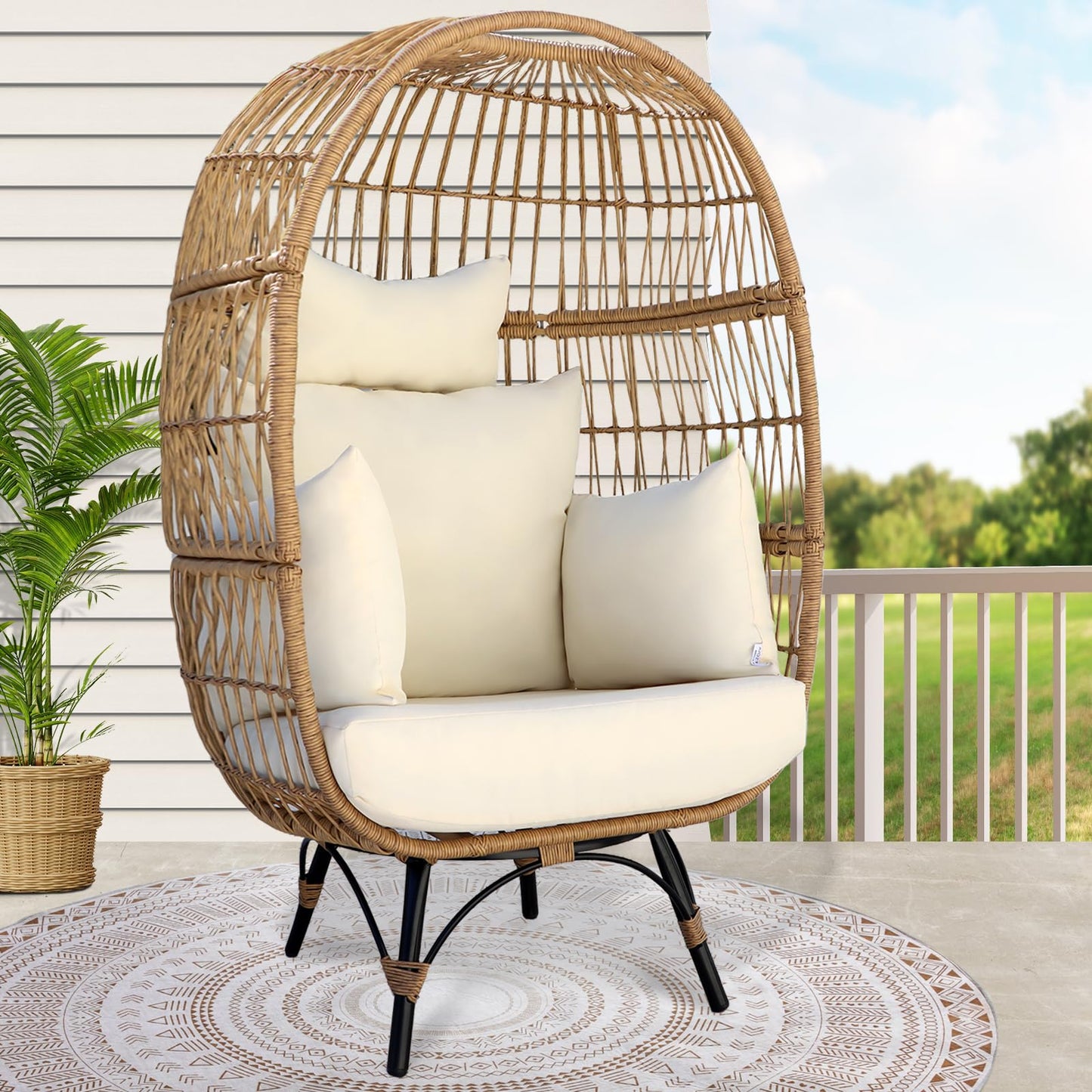 RADIATA Oversized Wicker Egg Chair